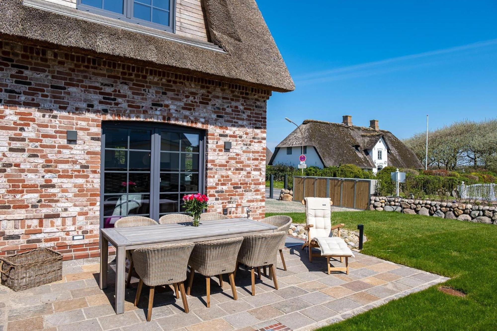 Reethuis-am-dorfteich-ferienhaus-stephanie-01 Wenningstedt-Braderup